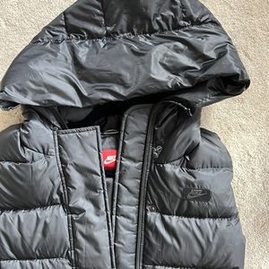 Nike Women’s Sportswear Puffer Vest - Size Small